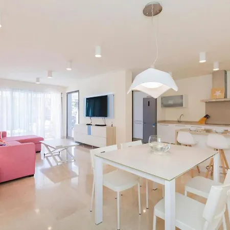Brand New Apartment Apartmán